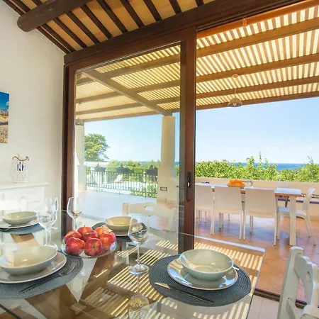 Maria Finestra Sul Mare ヴァルデーリチェ